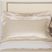 Spilvendrāna FRETTE LUXURY GLOWING WEAVE 51x71