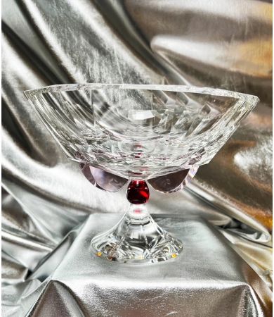 Bļoda uz kājas REFLECTIONS COPENHAGEN AMIRA SMALL  Clear/Rose/Red