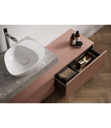 Skapis MEISSEN KERAMIK KONTRA